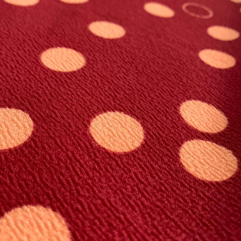 New With Tags Lularoe xs Cassie pencil type skirt polka red w/ peach polka dots